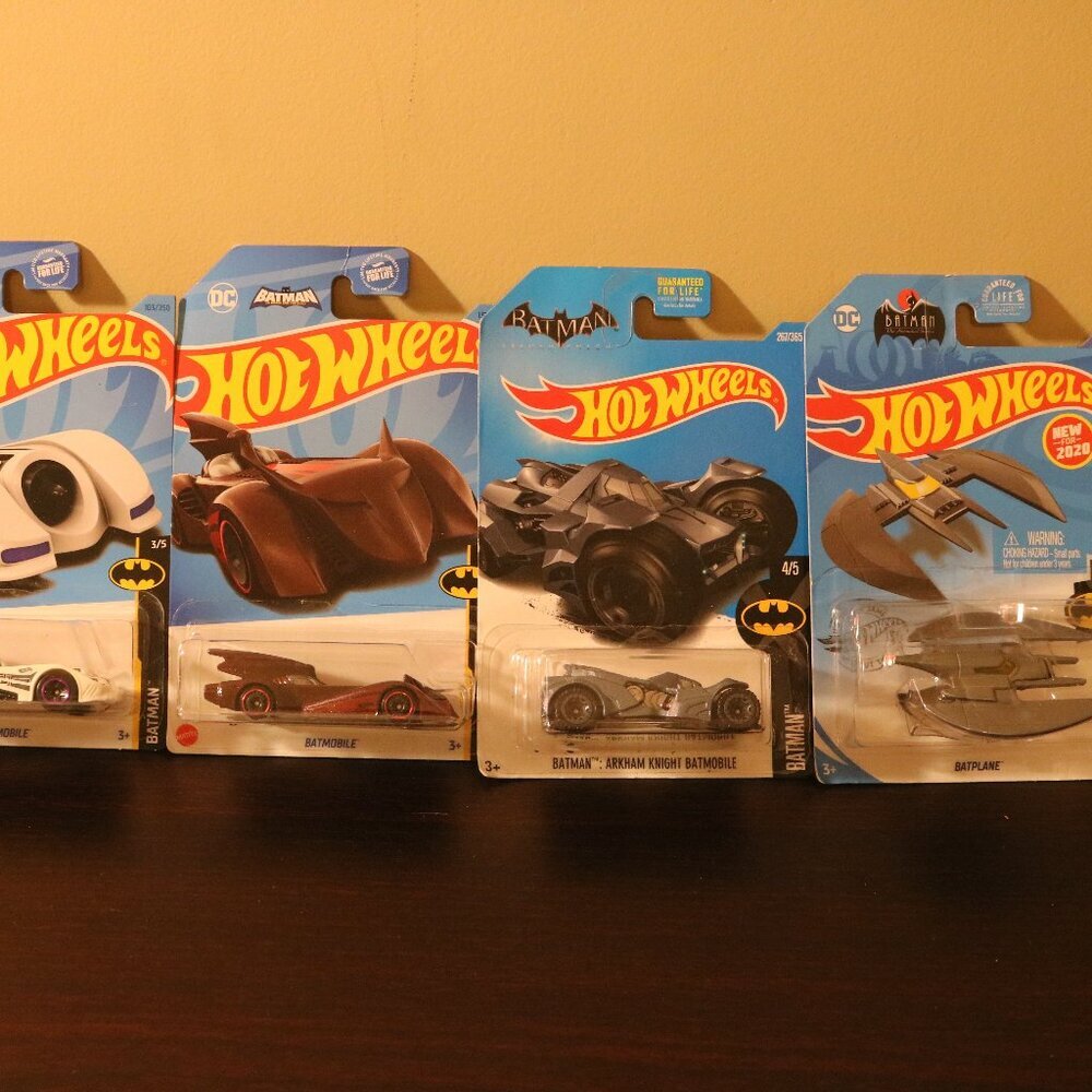 Hot Wheels Batman lot of 4 NIP